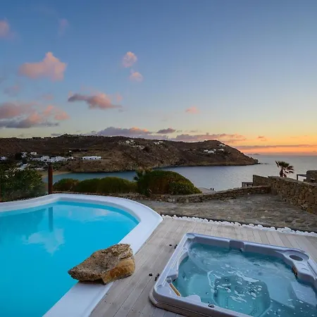 Beyond Beachfront Super Paradise * Mykonos Town