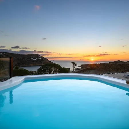 Beyond Beachfront Super Paradise