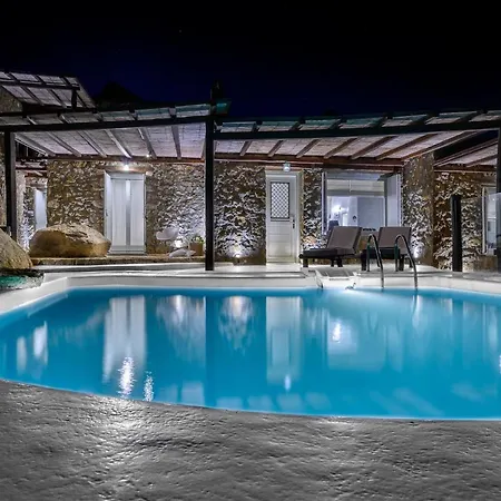 Beyond Beachfront Super Paradise Villa *