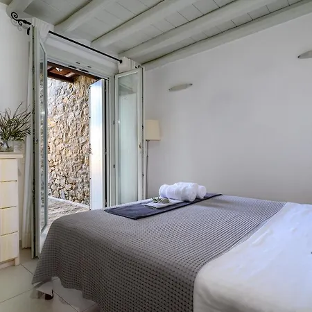 Villa Beyond Beachfront Super Paradise Mykonos Town