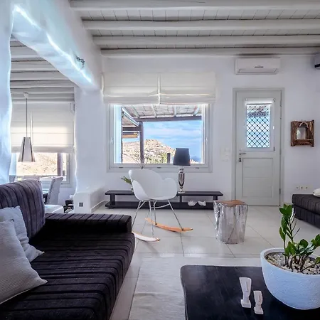 Beyond Beachfront Super Paradise Villa *